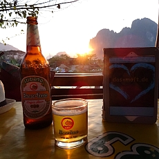 Am Fluss Nam Xong (Vang Vieng, Laos)